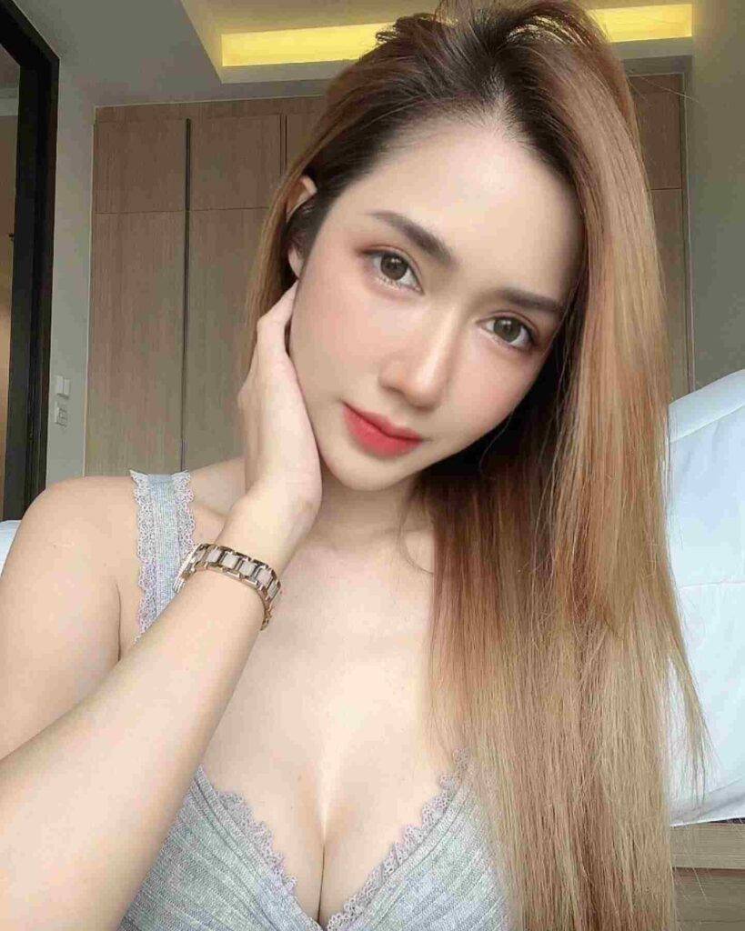 Exotic call girl in KL from mongolian